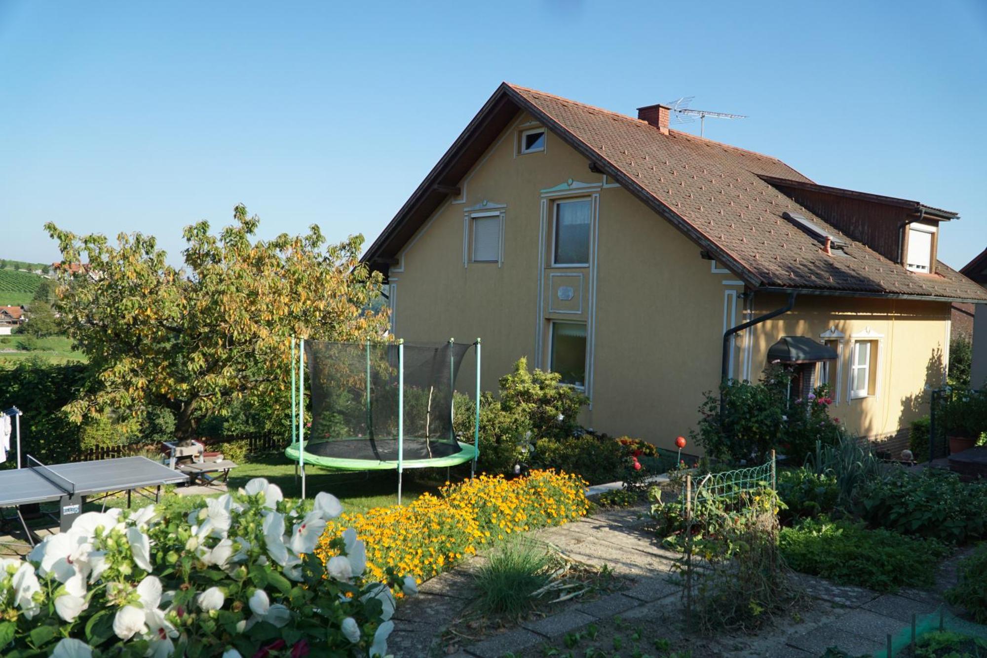 Ferienwohnung Familie Hartinger Riegersburg Exterior foto